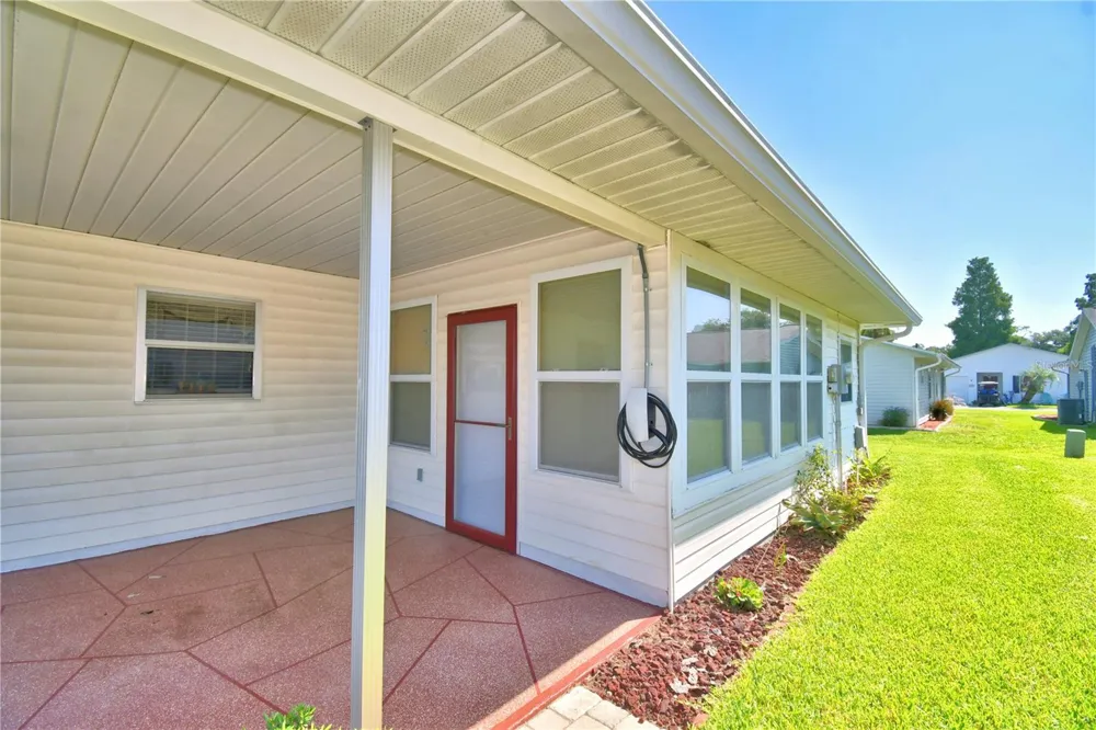 4860 GOLDENVIEW LANE Lakeland, FL 33811
