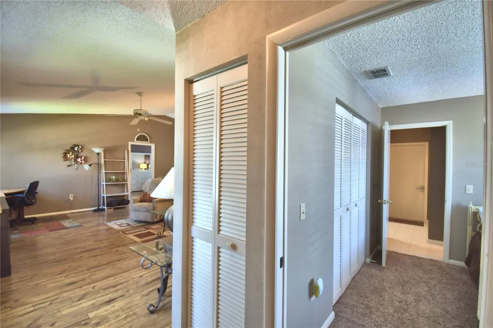 4860 GOLDENVIEW LANE Lakeland, FL 33811