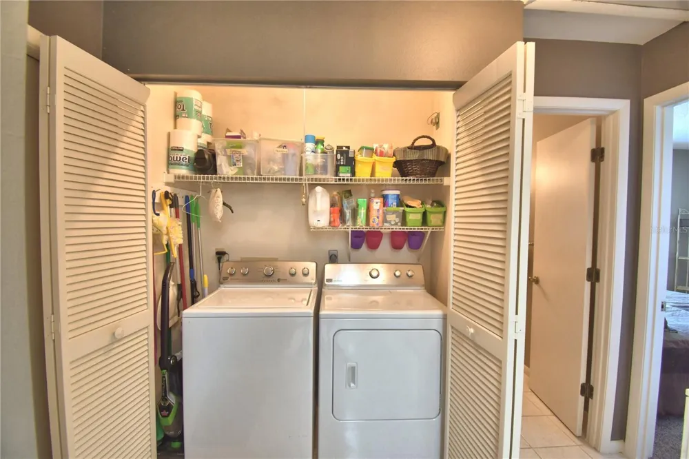 4860 GOLDENVIEW LANE Lakeland, FL 33811