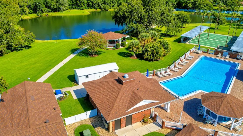 4860 GOLDENVIEW LANE Lakeland, FL 33811
