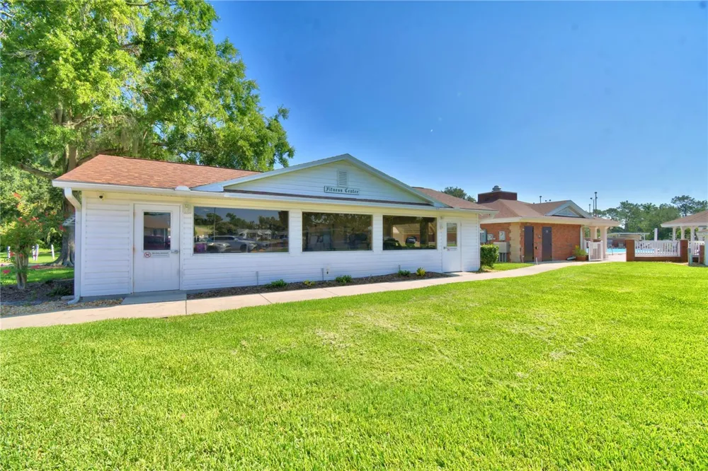 4860 GOLDENVIEW LANE Lakeland, FL 33811