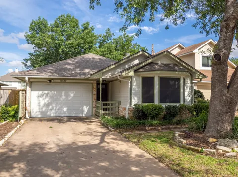 16829 Whitebrush Loop