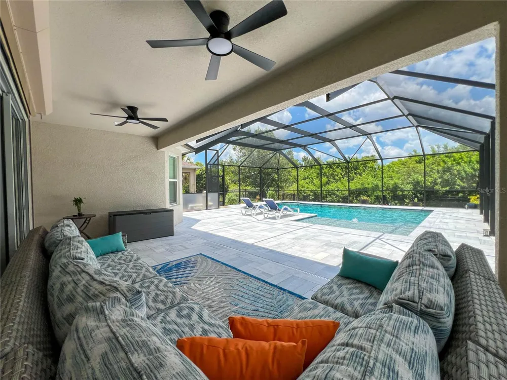 8033 CLEMENTINE LANE Tampa, FL 33625