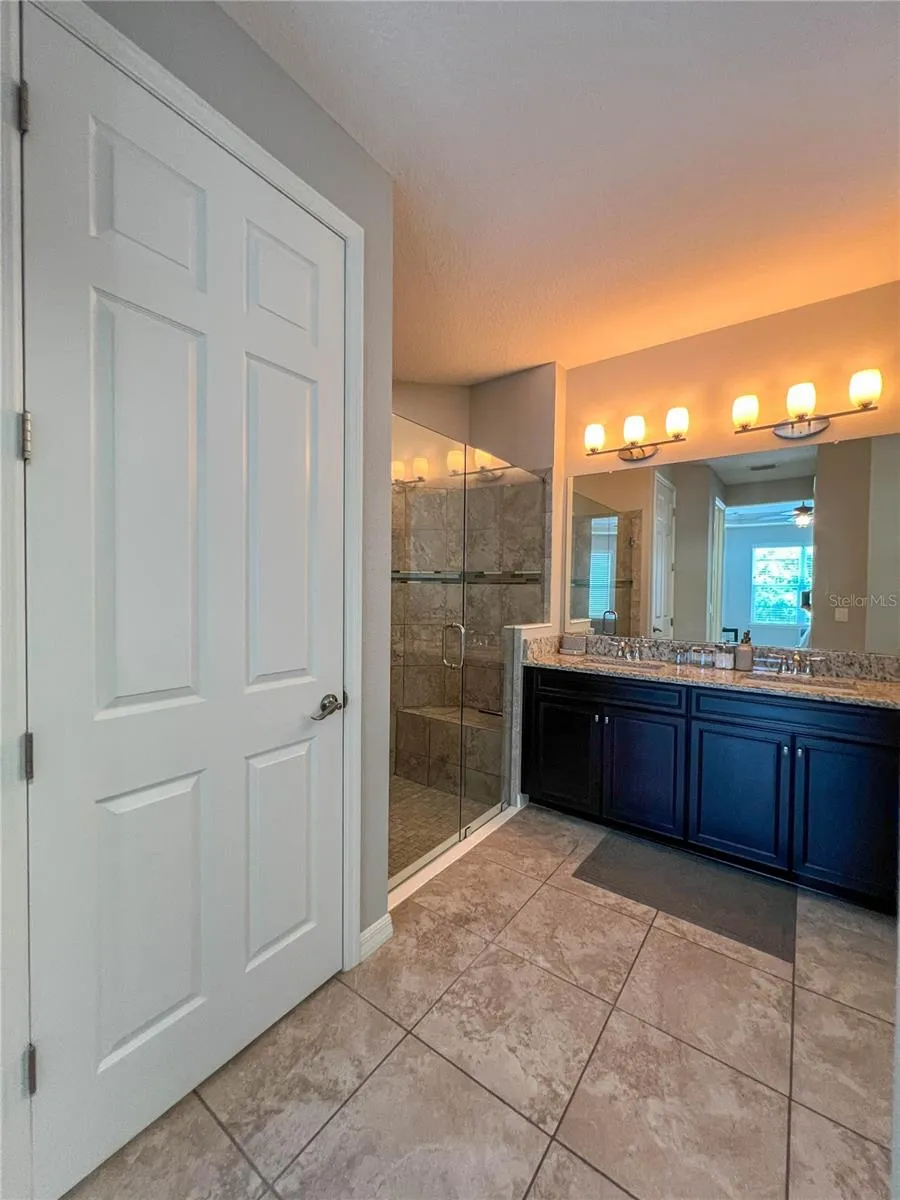 8033 CLEMENTINE LANE Tampa, FL 33625