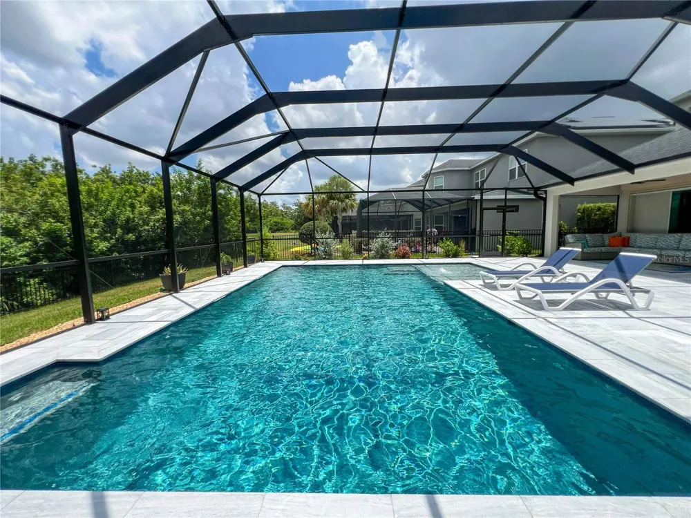 8033 CLEMENTINE LANE Tampa, FL 33625