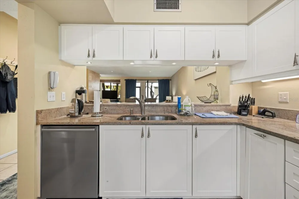 2012 HARBOURSIDE DRIVE #2102 Longboat Key, FL 34228