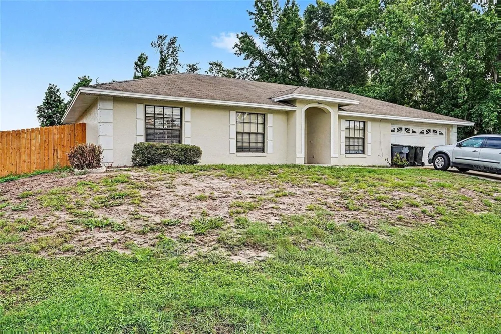 2435 PARKLAND DRIVE Lakeland, FL 33811