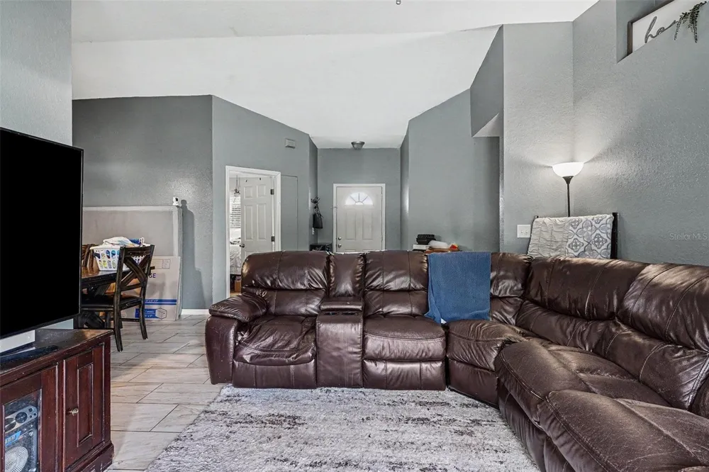 2435 PARKLAND DRIVE Lakeland, FL 33811