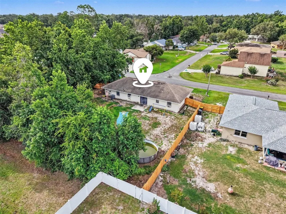 2435 PARKLAND DRIVE Lakeland, FL 33811