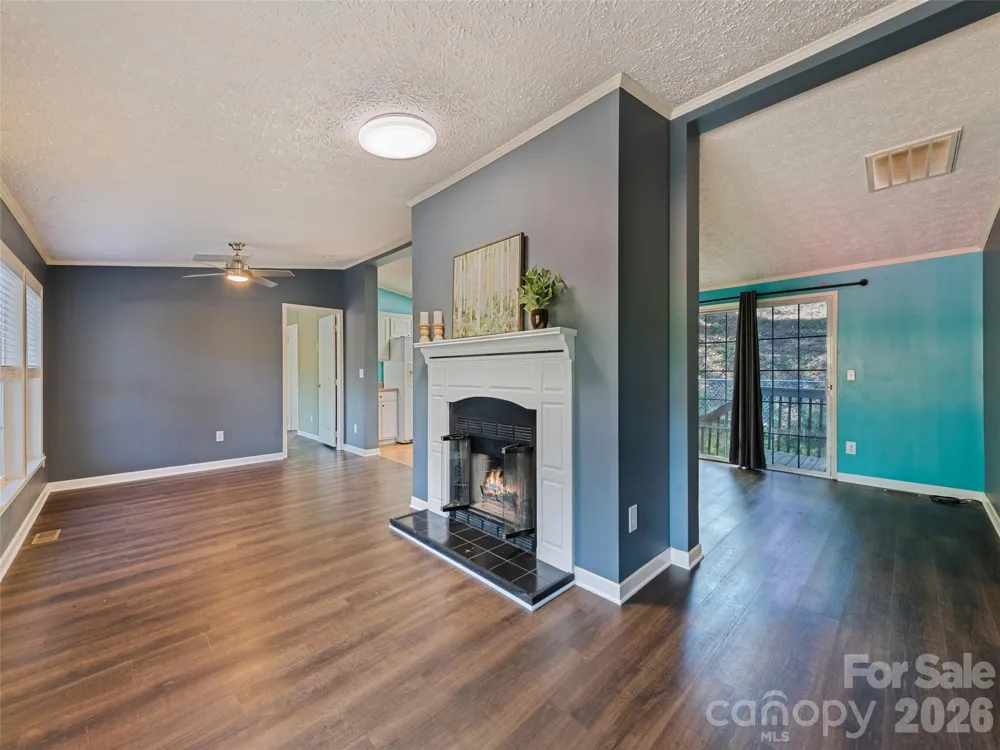 26 Cedar Street Canton, NC 28716