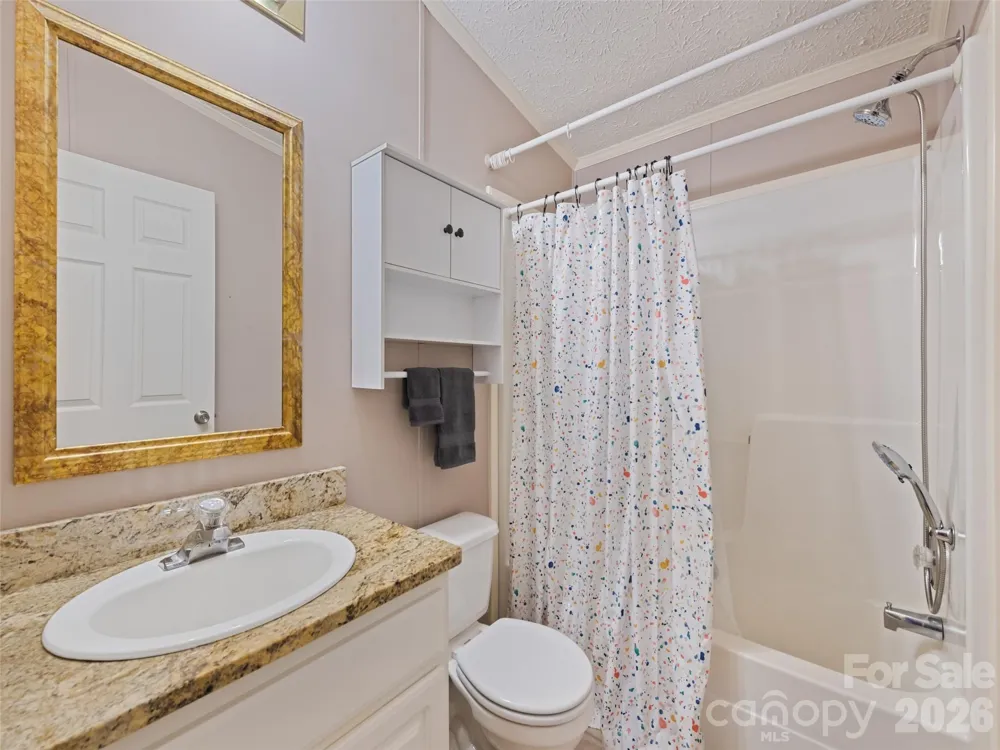 26 Cedar Street Canton, NC 28716