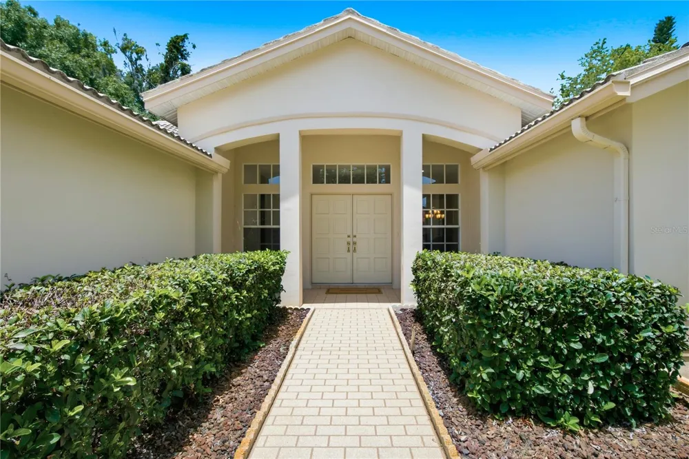 3187 STERLING STREET Tarpon Springs, FL 34688