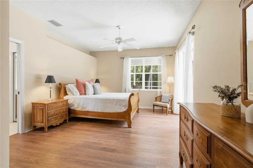 3187 STERLING STREET Tarpon Springs, FL 34688