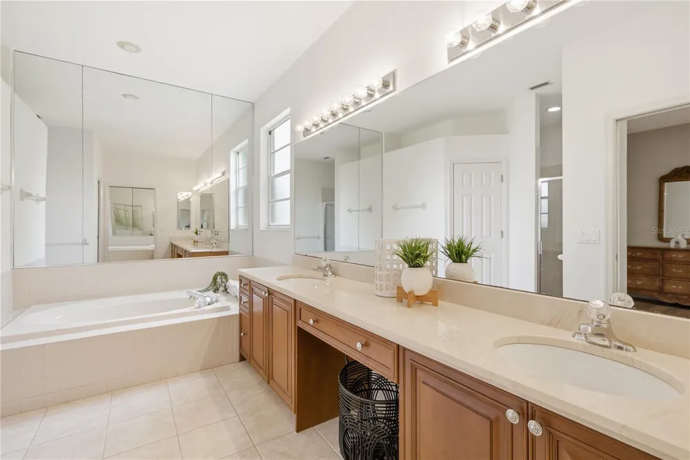 3187 STERLING STREET Tarpon Springs, FL 34688