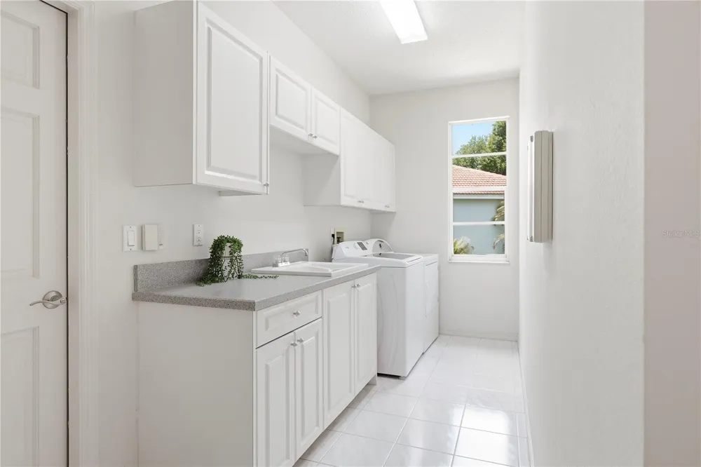 3187 STERLING STREET Tarpon Springs, FL 34688