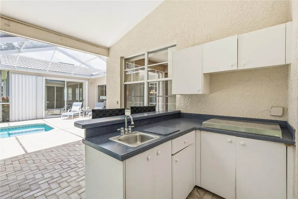 3187 STERLING STREET Tarpon Springs, FL 34688