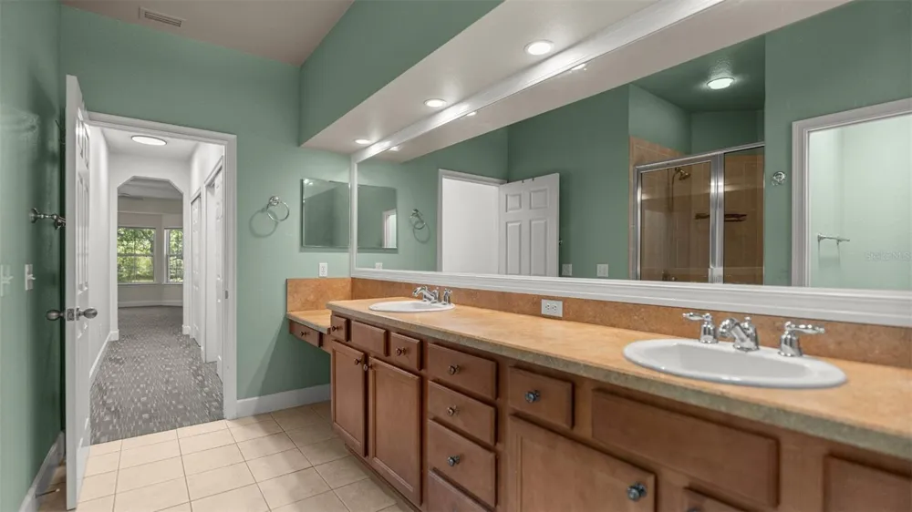 1852 NW 34TH STREET #24 Gainesville, FL 32605