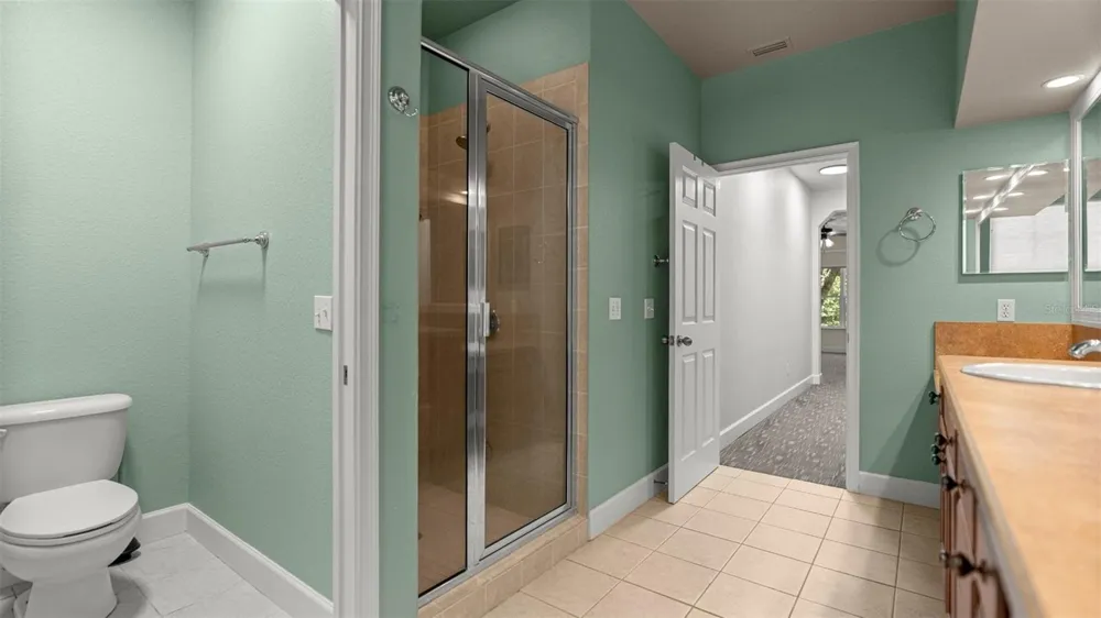 1852 NW 34TH STREET #24 Gainesville, FL 32605