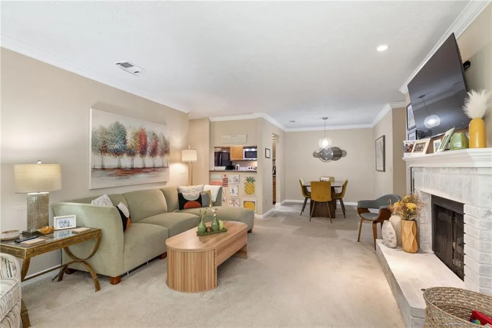 525 Warm Springs Circle Roswell, GA 30075