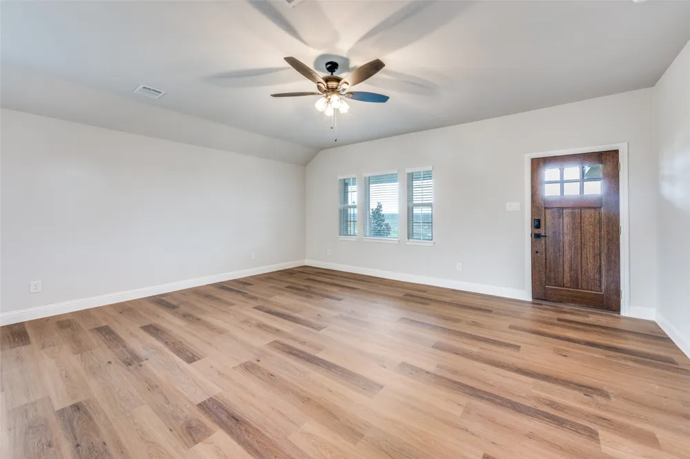 4711 Enclave Drive Sanger, TX 76266