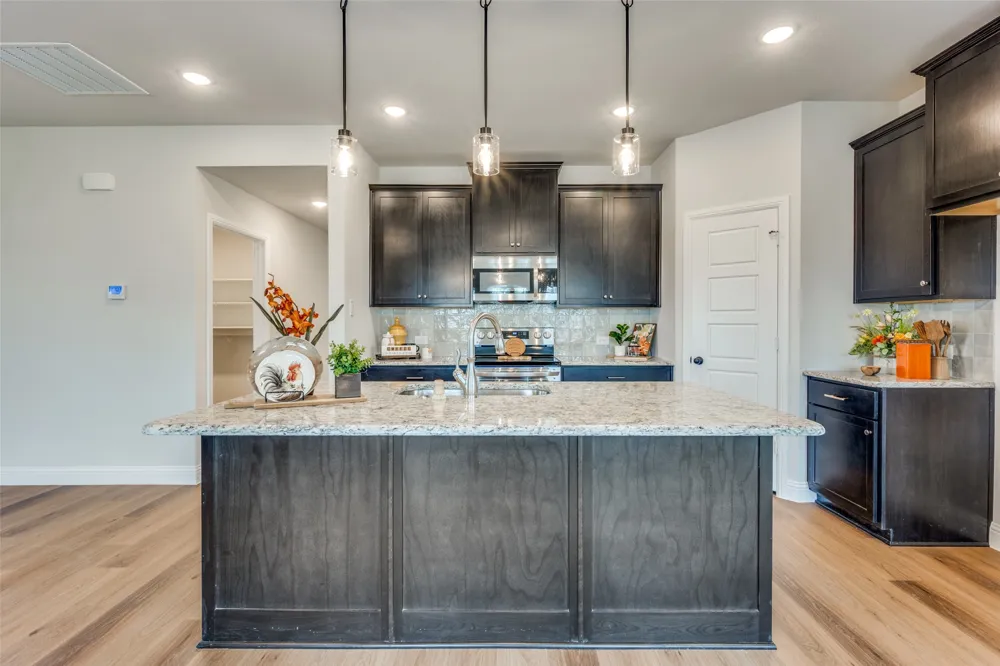 4711 Enclave Drive Sanger, TX 76266