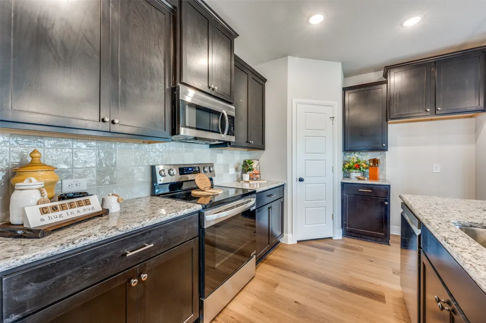 4711 Enclave Drive Sanger, TX 76266