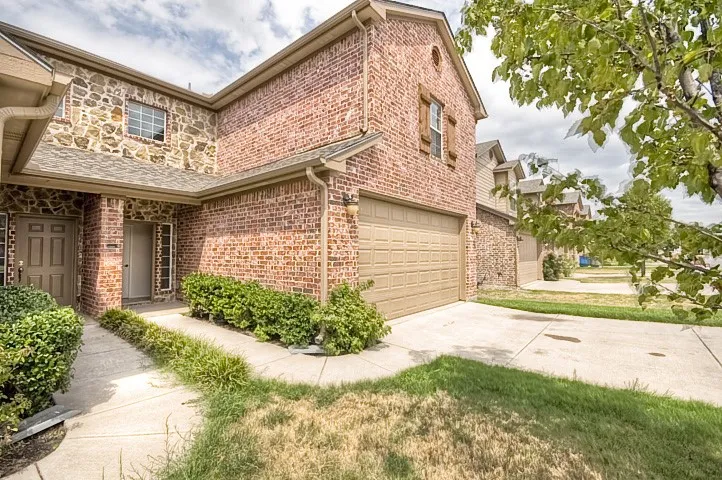 127 Castleridge Drive #B Little Elm, TX 75068