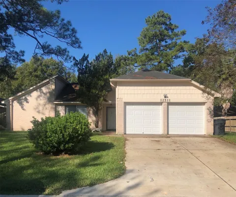12511 Riverbend