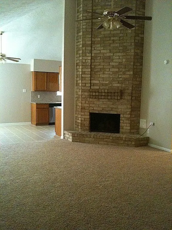 12511 Riverbend Mont Belvieu, TX 77523