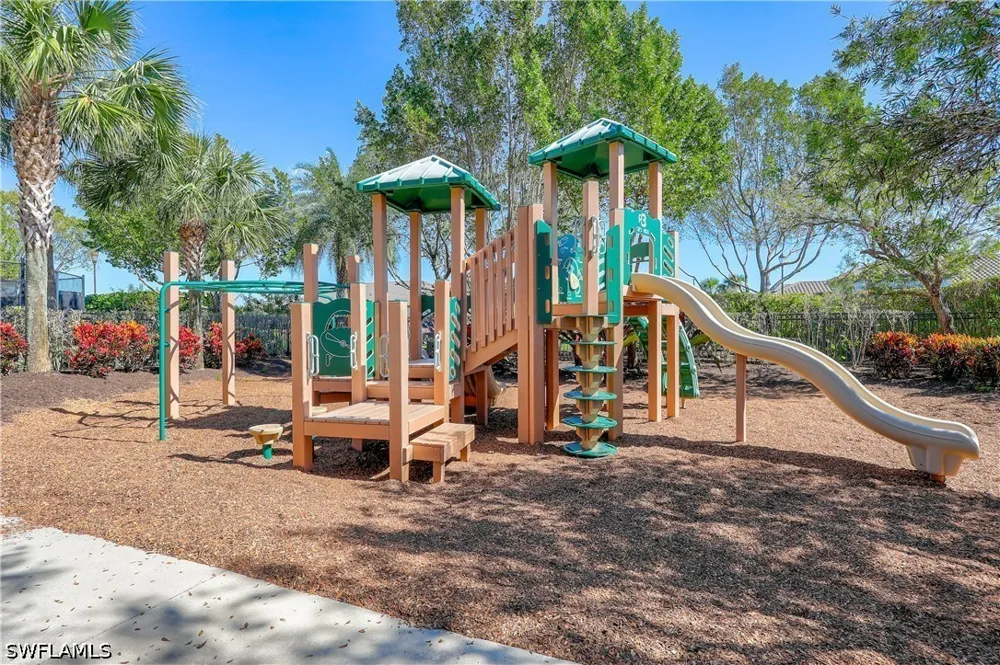 Calle Canovas Street #S Naples, FL 34114