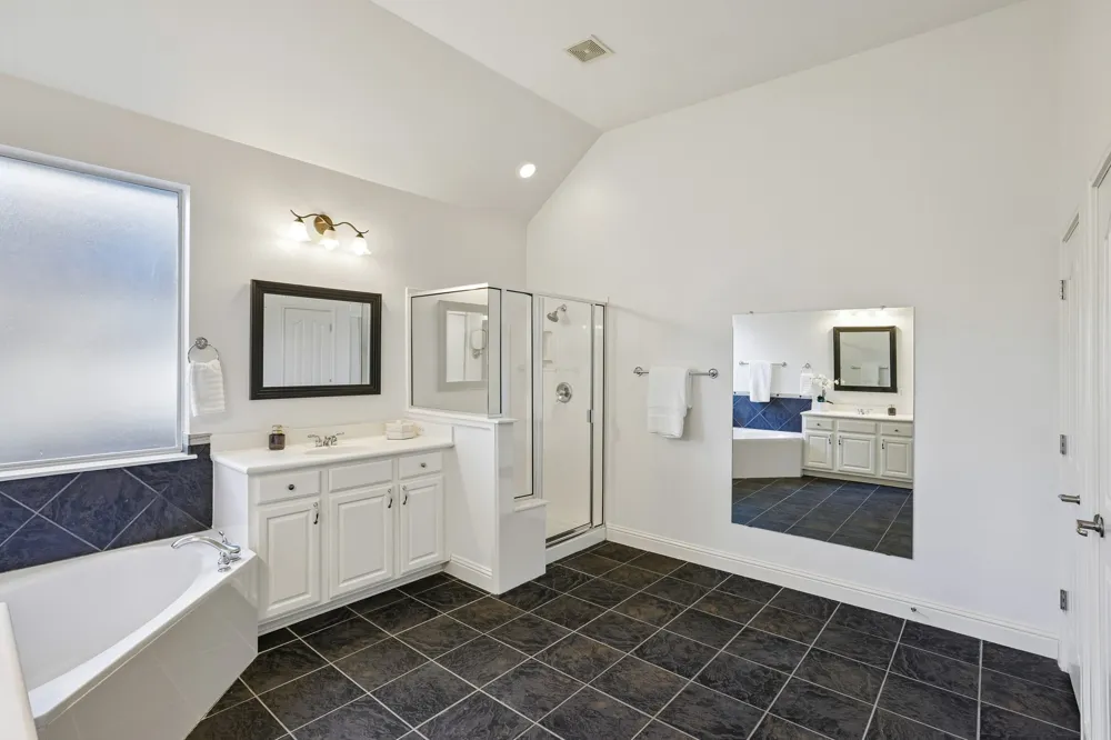 1017 Horseback Hollow Austin, TX 78732