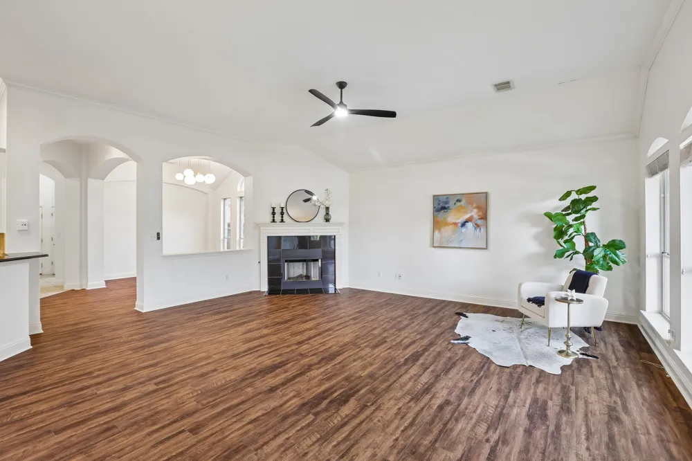 1017 Horseback Hollow Austin, TX 78732