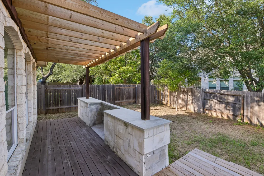 1017 Horseback Hollow Austin, TX 78732
