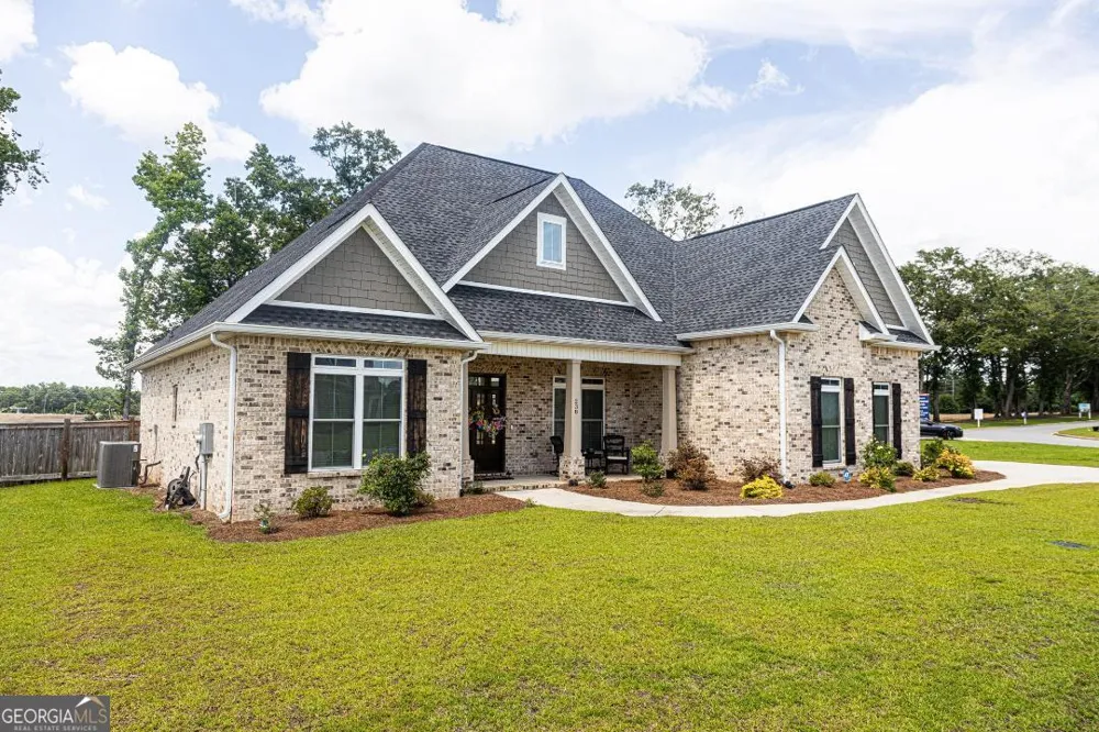 238 Flat Shoal DR Bonaire, GA 31005