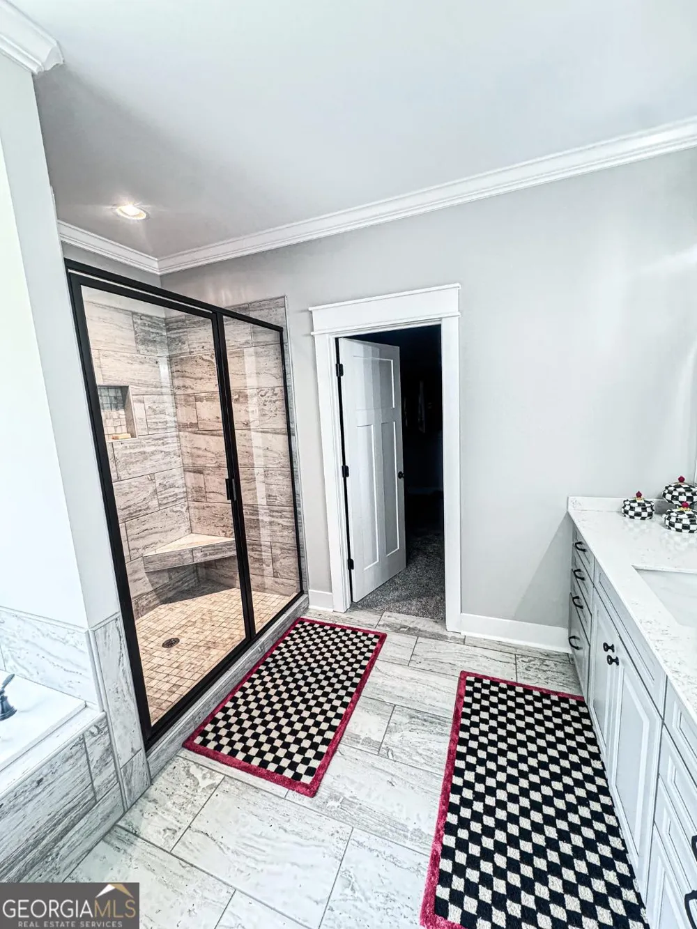 238 Flat Shoal DR Bonaire, GA 31005