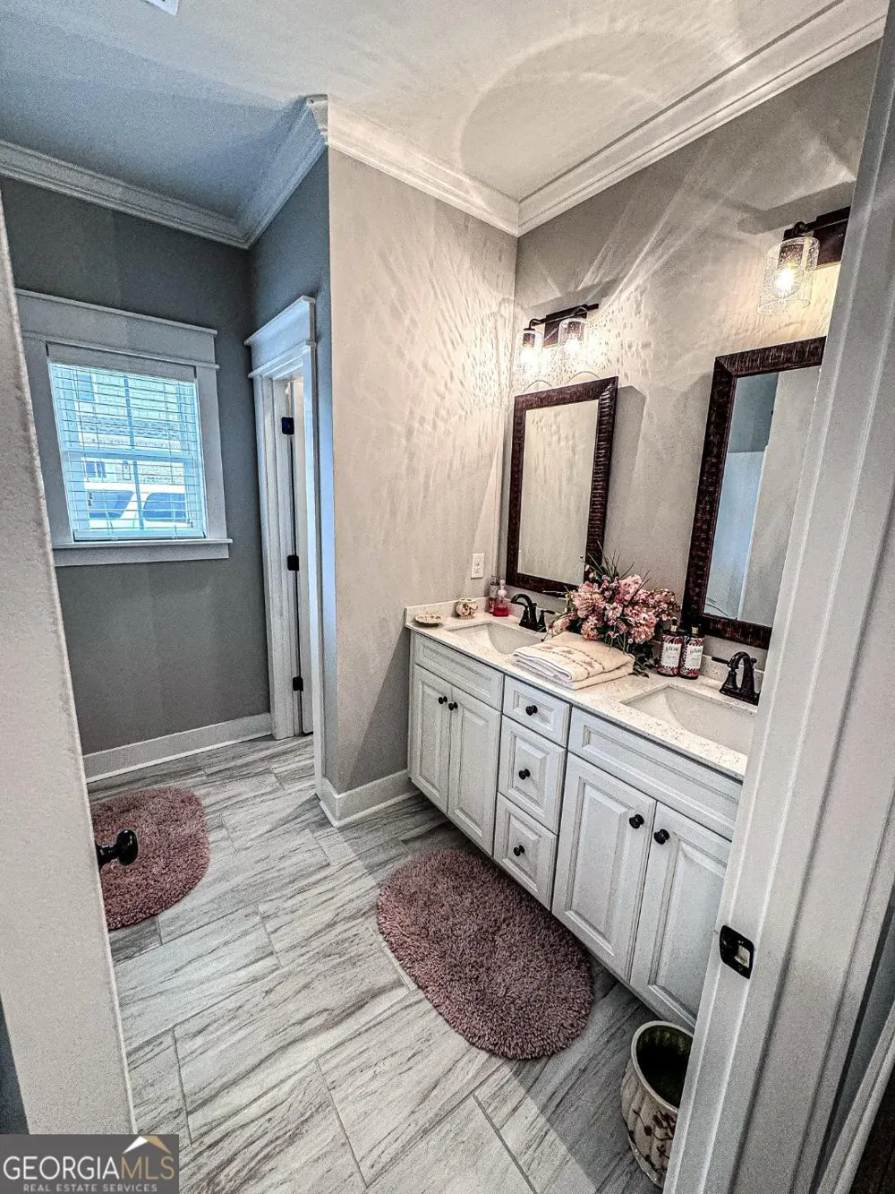 238 Flat Shoal DR Bonaire, GA 31005