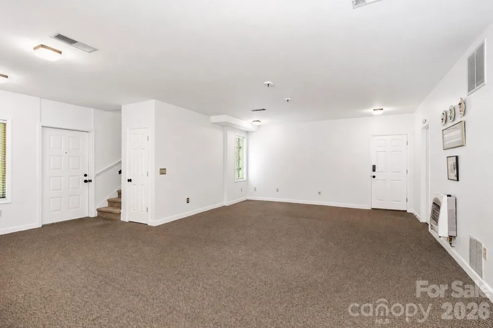 1361 Radio Road Statesville, NC 28625