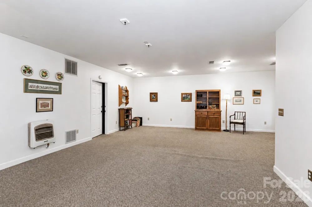 1361 Radio Road Statesville, NC 28625