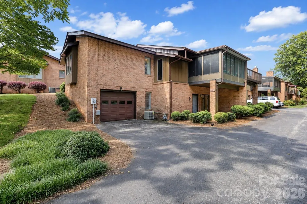 1361 Radio Road Statesville, NC 28625
