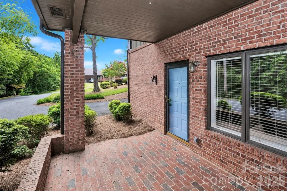 1361 Radio Road Statesville, NC 28625