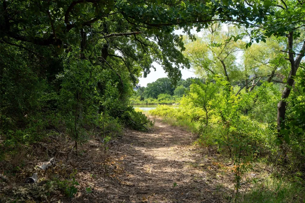 3110 Overlook Circle Highland Village, TX 75077