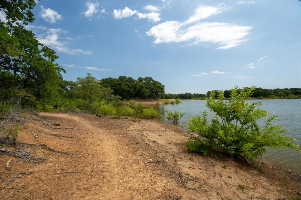 3110 Overlook Circle Highland Village, TX 75077