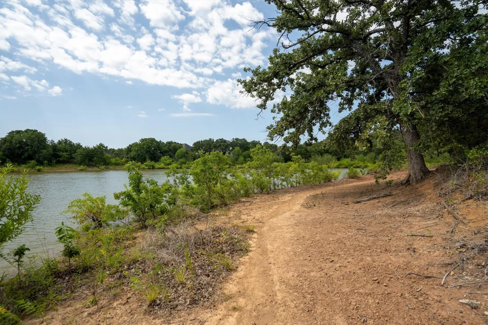 3110 Overlook Circle Highland Village, TX 75077