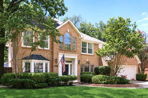 4137 Crescent Drive