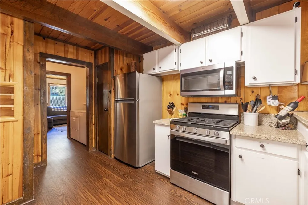 1157 Anita Big Bear City, CA 92314