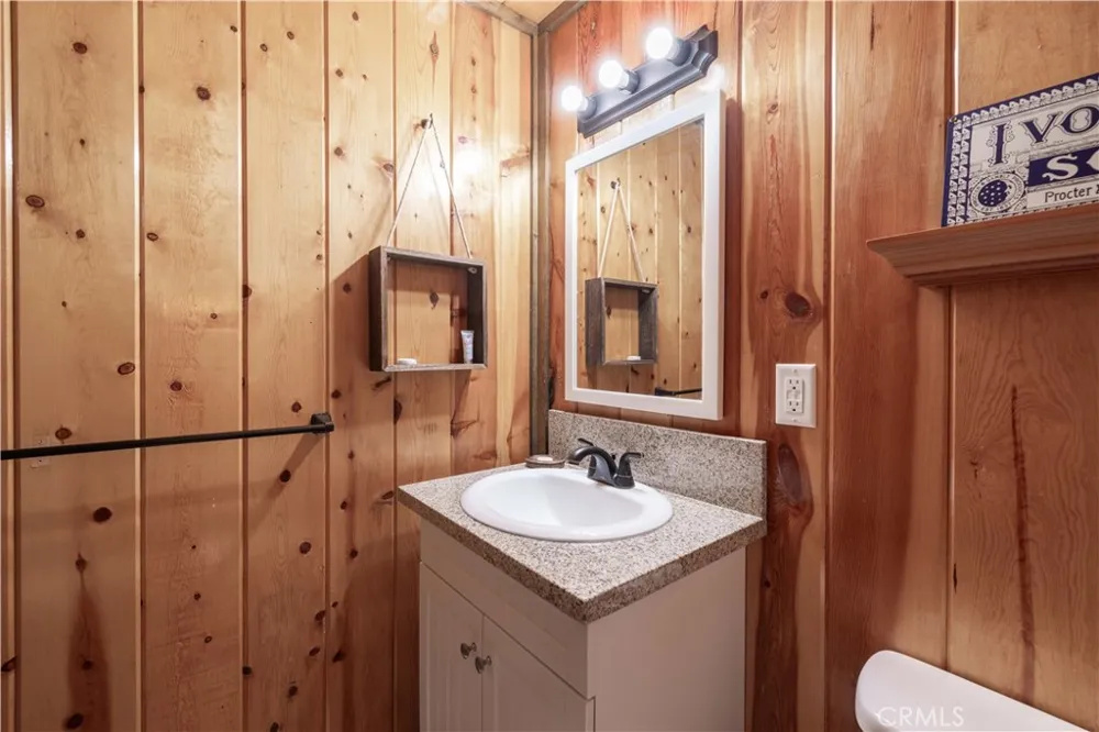 1157 Anita Big Bear City, CA 92314