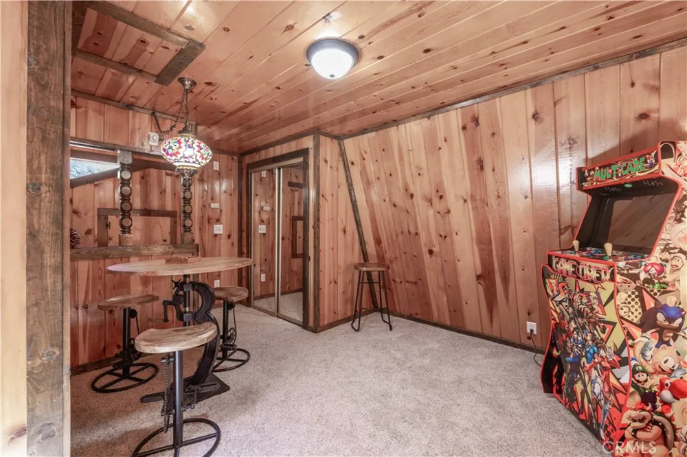 1157 Anita Big Bear City, CA 92314