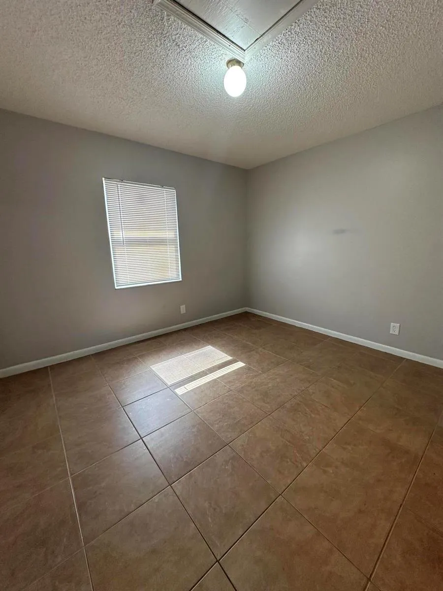 641 W 9th Street #1 Riviera Beach, FL 33404