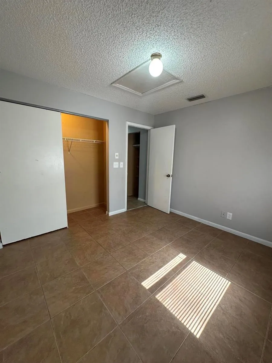 641 W 9th Street #1 Riviera Beach, FL 33404