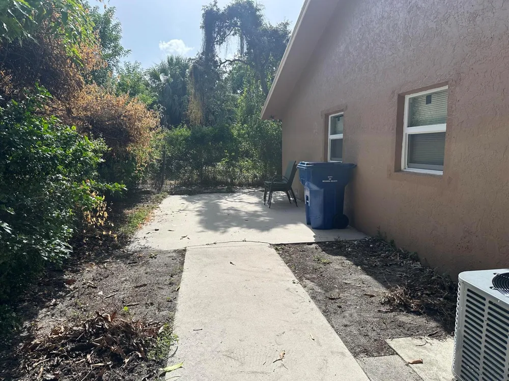 641 W 9th Street #1 Riviera Beach, FL 33404